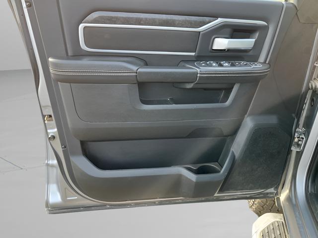 2024 Ram 3500 Big Horn Crew Cab 4x4 8 Box
