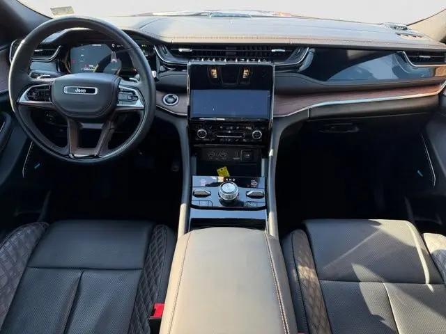 2023 Jeep Grand Cherokee Summit