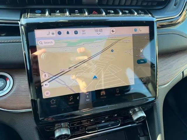 2023 Jeep Grand Cherokee Summit