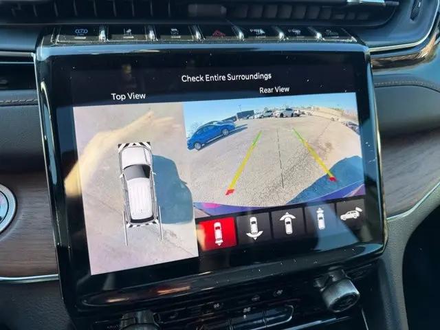 2023 Jeep Grand Cherokee Summit