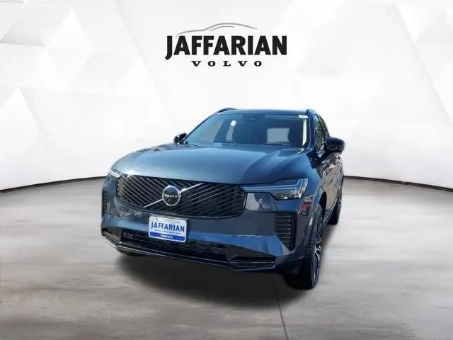 2026 Volvo XC90 Ultra Dark Theme, B6 AWD Gas (mild hybrid), Gasoline, 6 Seats for sale in Haverhill, MA