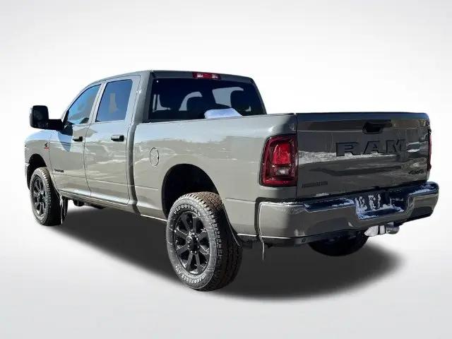 2026 Ram 2500 Big Horn Crew Cab 4x4 64 Box
