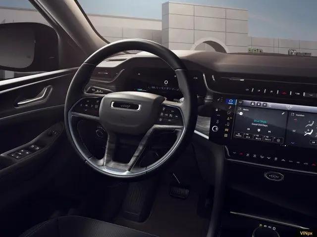 2026 Jeep Grand Cherokee L Laredo 4x4