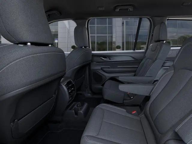 2026 Jeep Grand Cherokee L Laredo 4x4