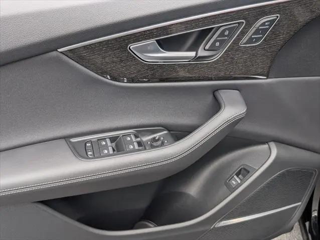 2026 Audi Q8 Premium Plus 55 TFSI quattro Tiptronic
