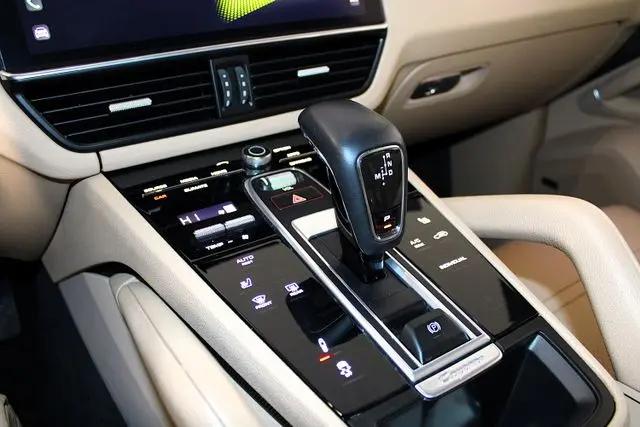 2023 Porsche Cayenne E-Hybrid Cayenne E-Hybrid