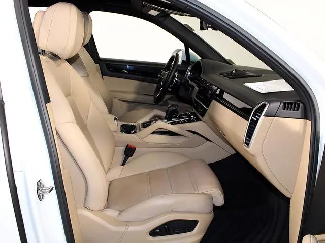 2023 Porsche Cayenne E-Hybrid Cayenne E-Hybrid