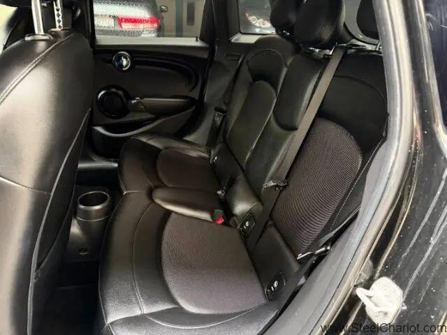 2015 MINI Hardtop Cooper