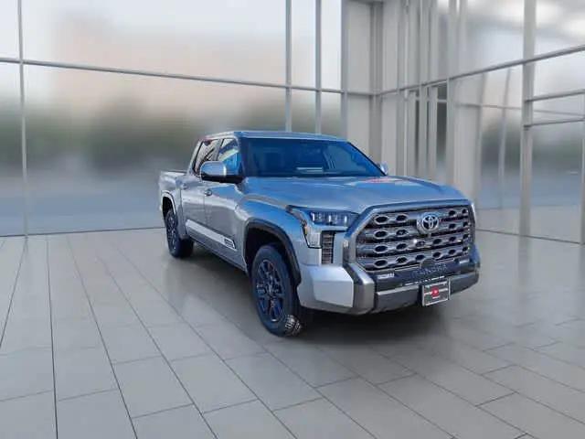 2026 Toyota Tundra Platinum CrewMax 5.5' Bed