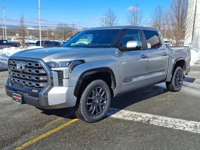 2026 Toyota Tundra Platinum CrewMax 5.5' Bed