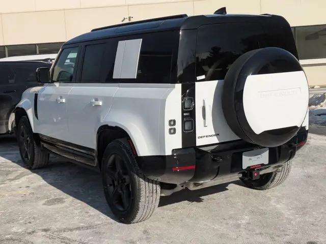 2026 Land Rover Defender P400 X-Dynamic SE