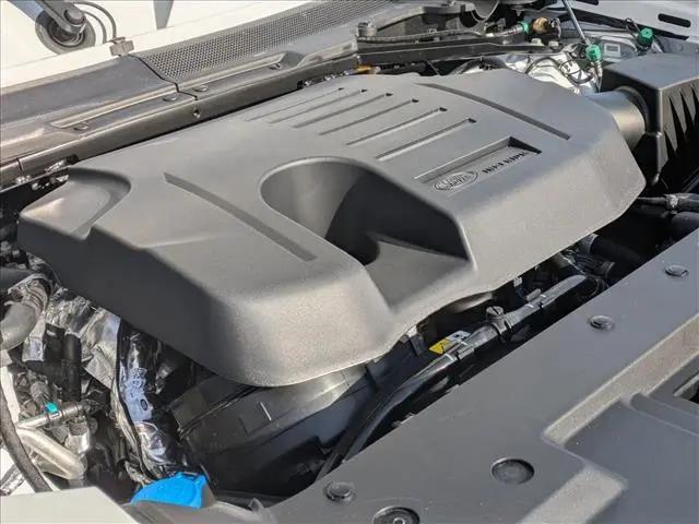 2026 Land Rover Defender P400 X-Dynamic SE