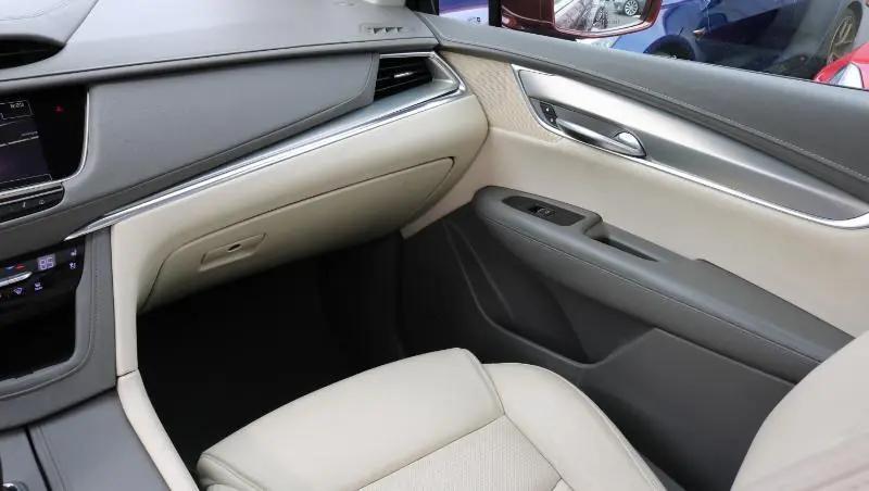 2017 Cadillac XT5 Premium Luxury