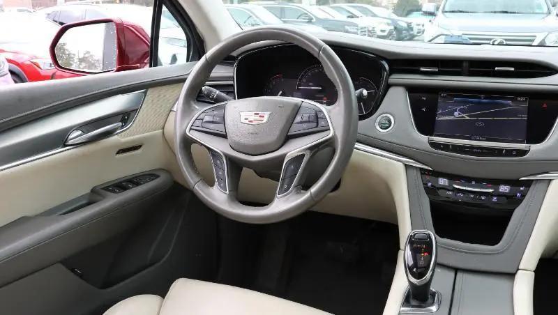 2017 Cadillac XT5 Premium Luxury
