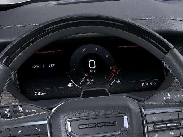 2026 GMC Acadia Denali FWD