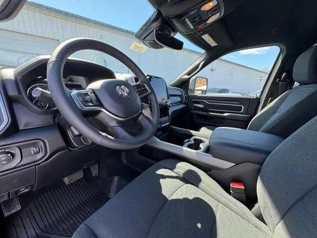 2026 Ram 3500 Big Horn Crew Cab 4x4 8' Box