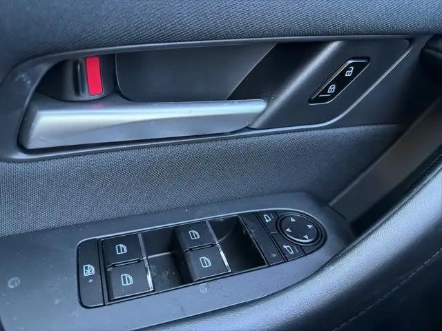 2026 Mazda X-90 3.3 Turbo Select