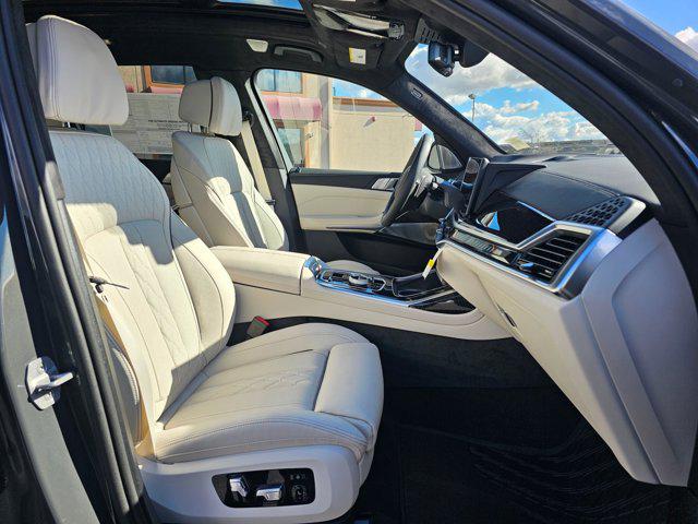 2026 BMW X7 M60i