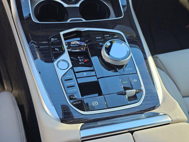 2026 BMW X7 M60i