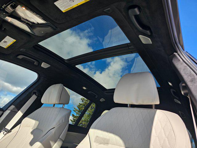 2026 BMW X7 M60i