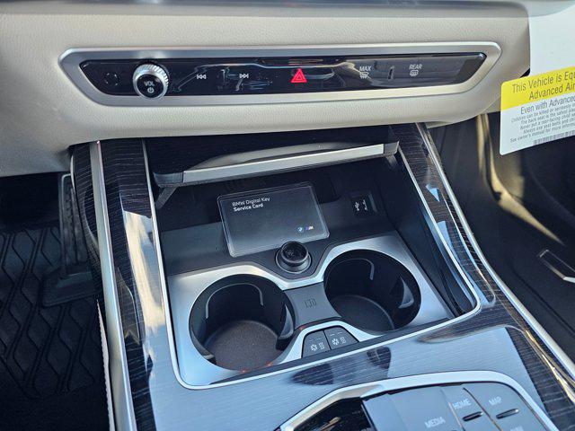 2026 BMW X7 M60i