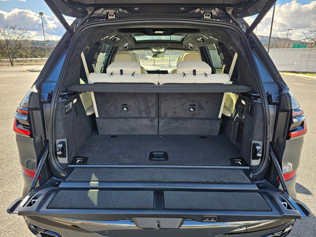 2026 BMW X7 M60i