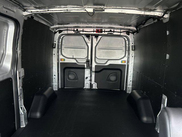 2026 Ford Transit T-150 130" Low Rf 8800 GVWR RWD