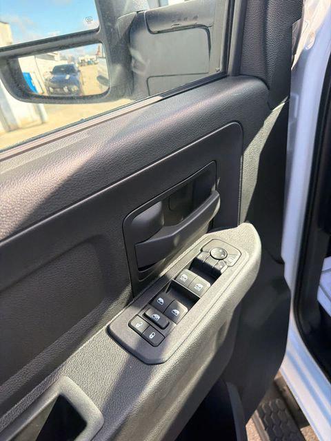 2025 Ram 2500 Tradesman Crew Cab 4x4 64 Box