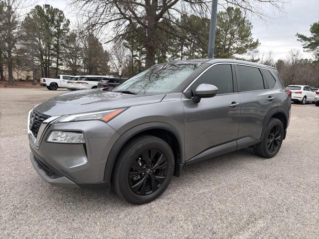 2023 Nissan Rogue SV FWD