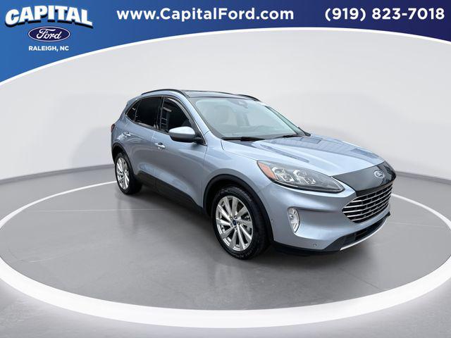 2022 Ford Escape Titanium Hybrid