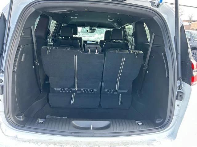 2026 Chrysler Pacifica Select AWD