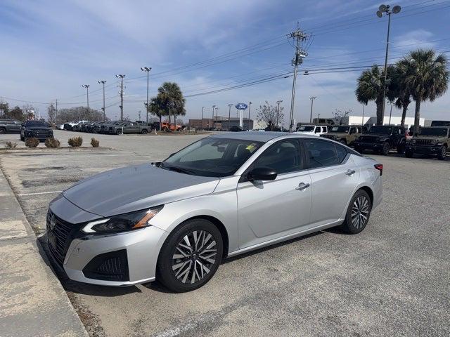 2024 Nissan Altima SV FWD