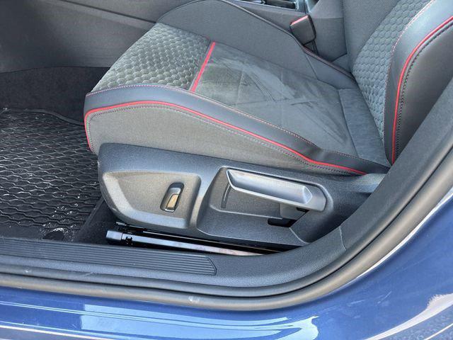 2026 Volkswagen Golf GTI SE