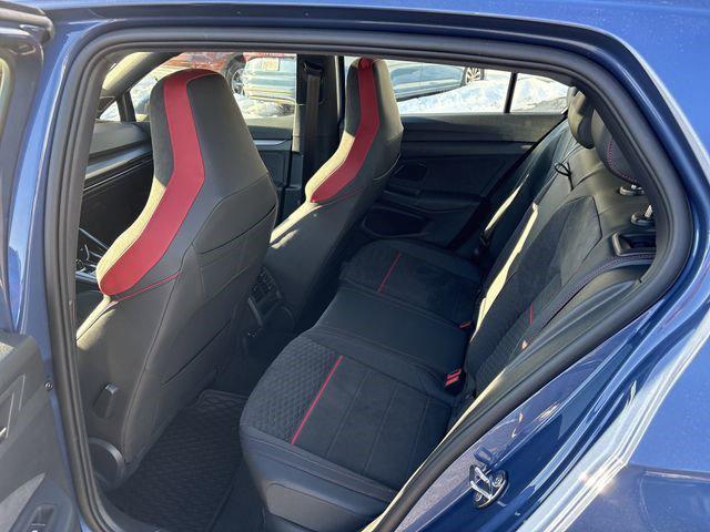 2026 Volkswagen Golf GTI SE