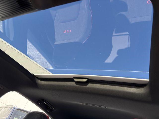 2026 Volkswagen Golf GTI SE