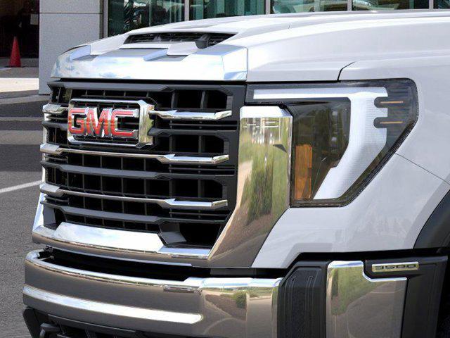 2025 GMC Sierra 3500HD Pro