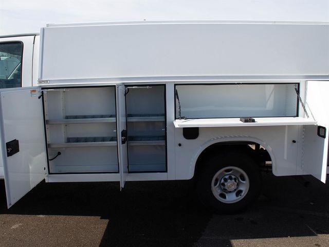 2025 Chevrolet Express Cutaway Work Van