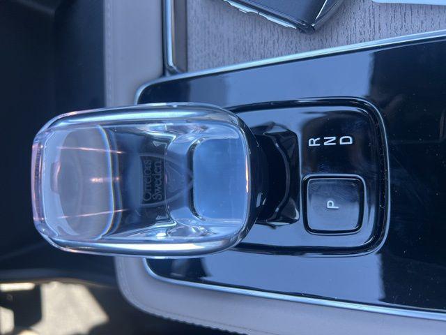 2026 Volvo XC90 Plus, B6 AWD Gas (mild hybrid), Gasoline, Bright, 7 Seats