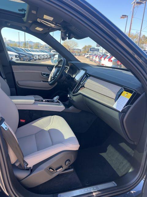 2026 Volvo XC90 Plus, B6 AWD Gas (mild hybrid), Gasoline, Bright, 7 Seats