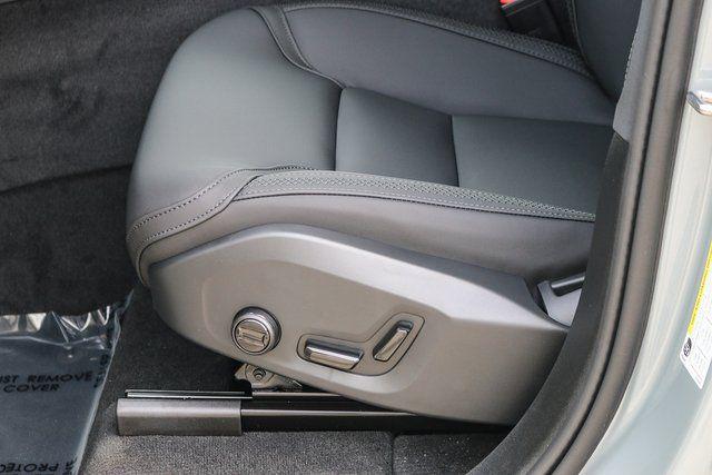 2026 Volvo XC90 Plus, B5 AWD Gas (mild hybrid), Gasoline, Bright, 7 Seats