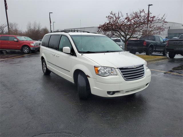 2010 Chrysler Town & Country Touring Plus