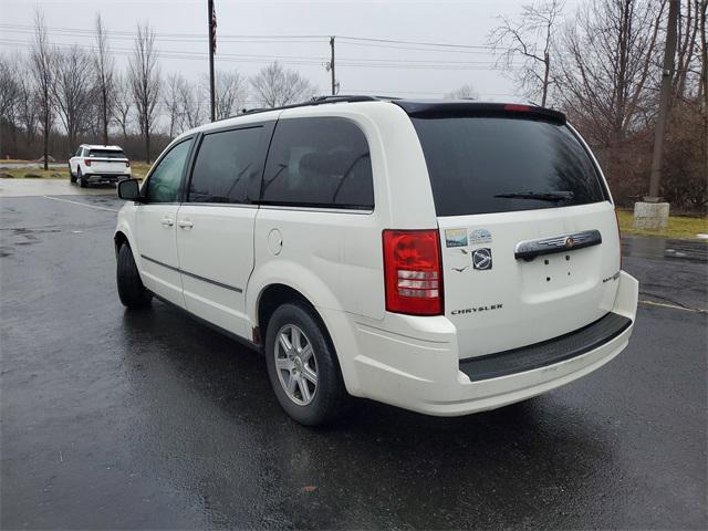 2010 Chrysler Town & Country Touring Plus
