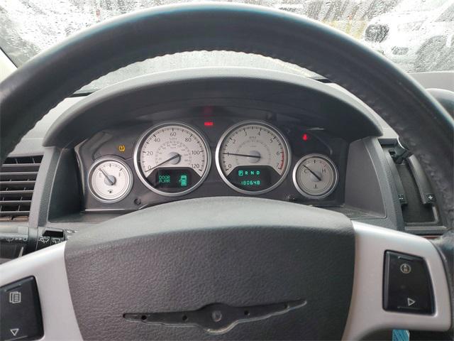 2010 Chrysler Town & Country Touring Plus