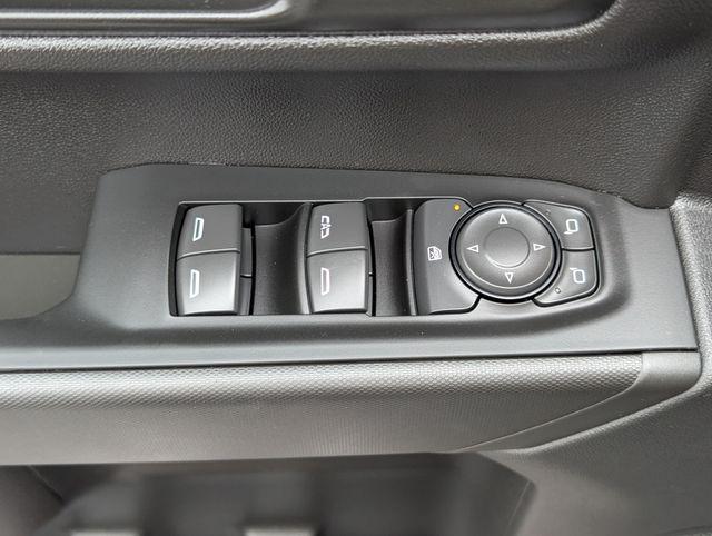 2026 Chevrolet Silverado 1500 2WD Crew Cab Short Bed Custom