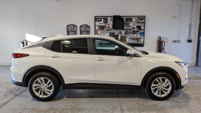 2026 Buick NV Preferred FWD
