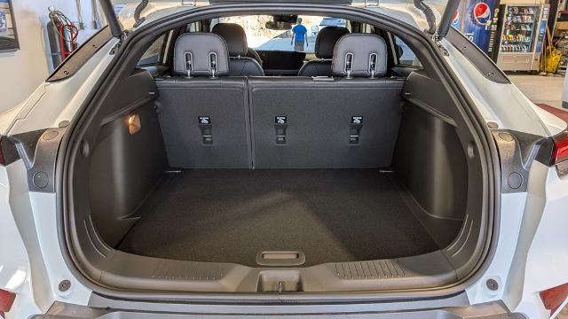 2026 Buick NV Preferred FWD