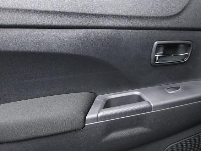 2026 Mitsubishi Outlander Sport 2.0 LE