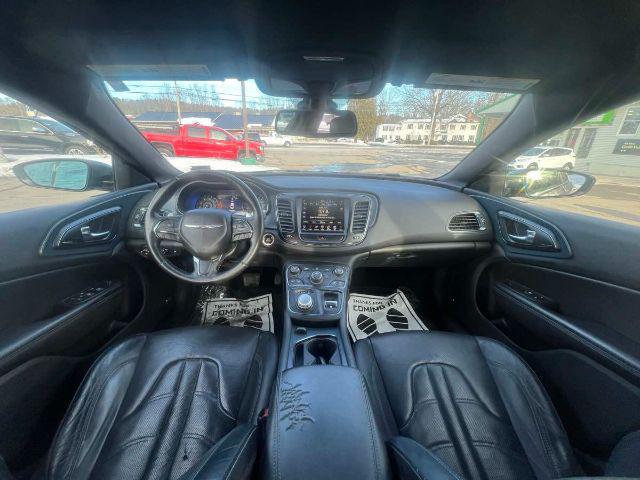 2015 Chrysler 200 S