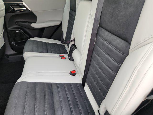 2026 Mitsubishi Outlander SE 1.5T S-AWC