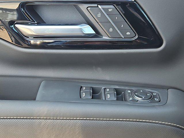 2026 Chevrolet Suburban Premier, RWD